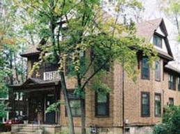 1005 Grant St. Exterior.jpg